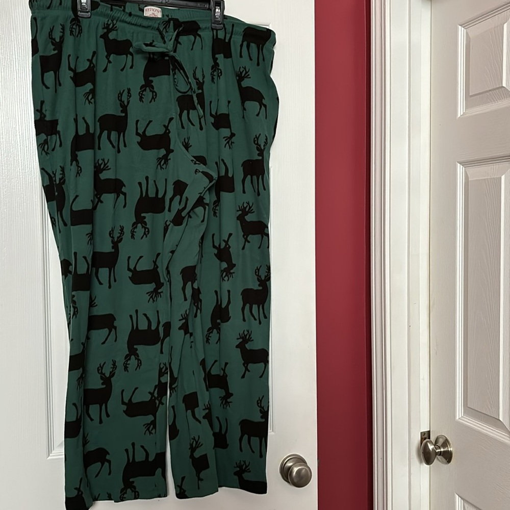 Merona green fleece pajama pants with black deer size xxl